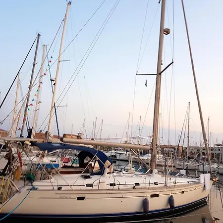 Apartment Cosy A Port 44 M² Avec Terrasse Et Jardin
