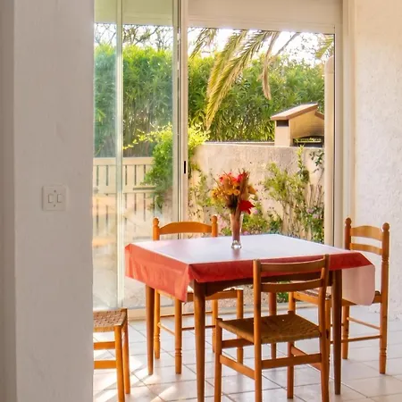 Cosy A Port 44 M² Avec Terrasse Et Jardin