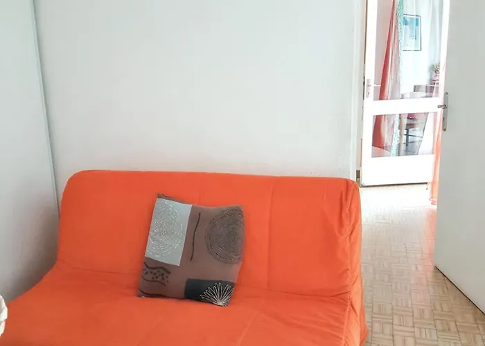Cosy A Port 44 M² Avec Terrasse Et Jardin ルカート