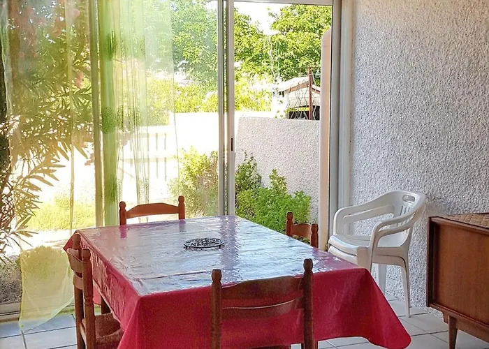 Cosy A Port 44 M² Avec Terrasse Et Jardin